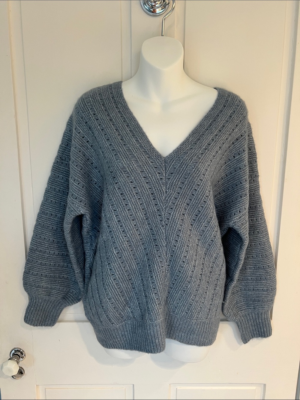 Pink Martini Beverly Sweater V-Neck Blue Small NWT